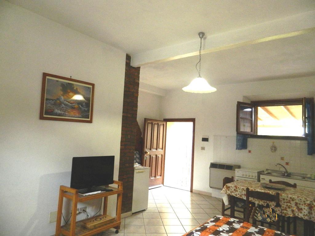 Podere Santo Signoretto San Vincenzo Ruang foto